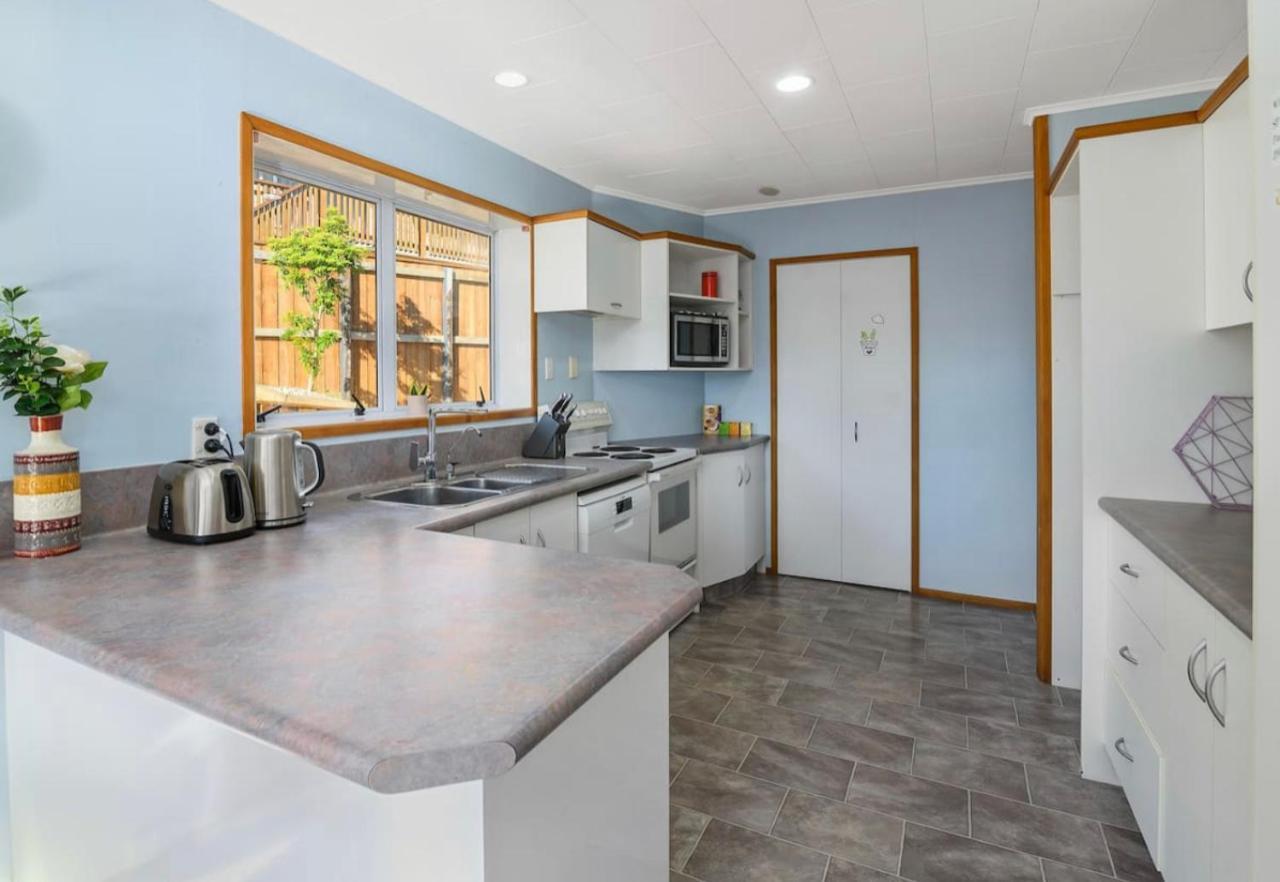 רוטורואה Spacious Utuhina Holiday House מראה חיצוני תמונה