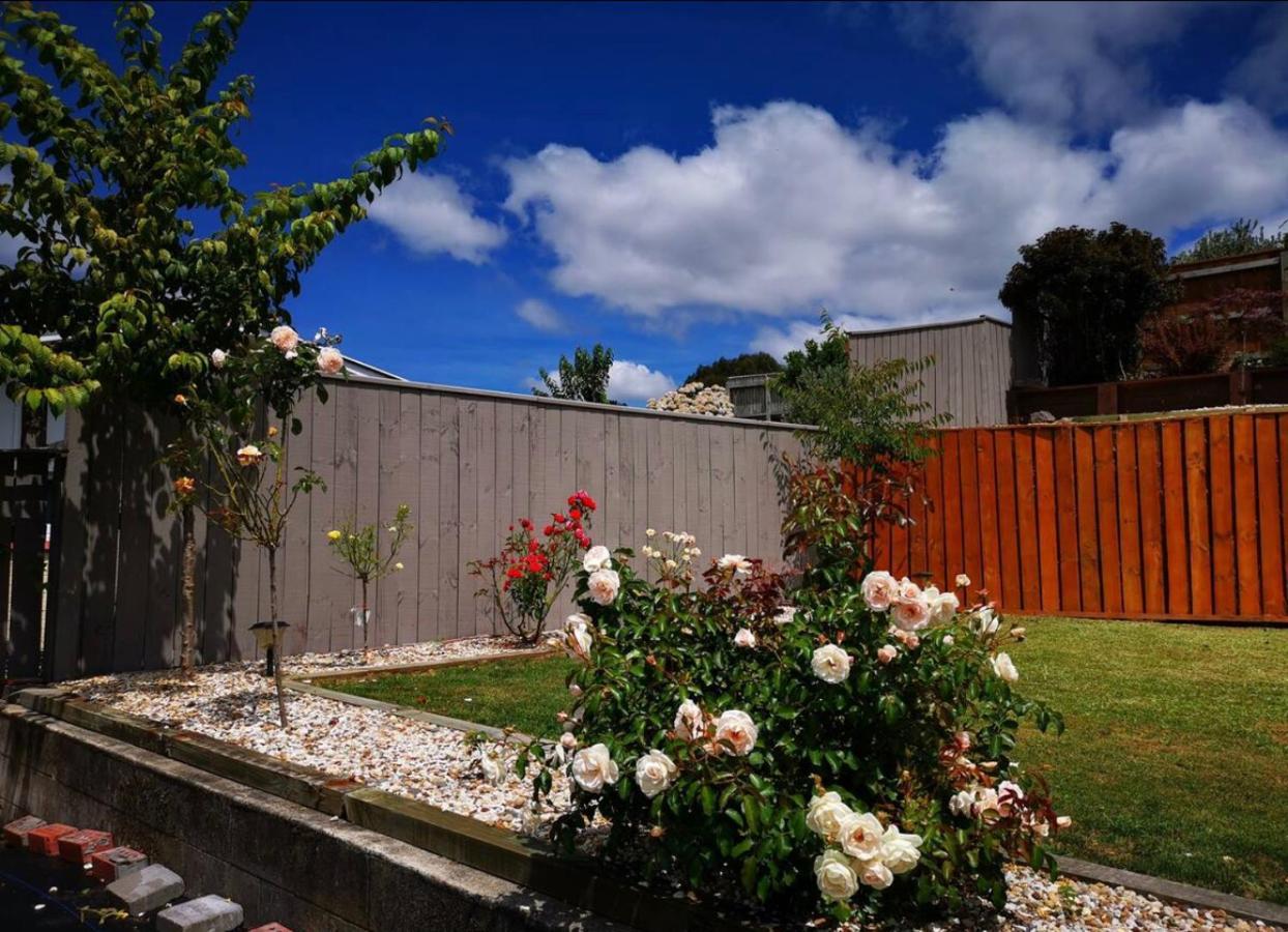 רוטורואה Spacious Utuhina Holiday House מראה חיצוני תמונה